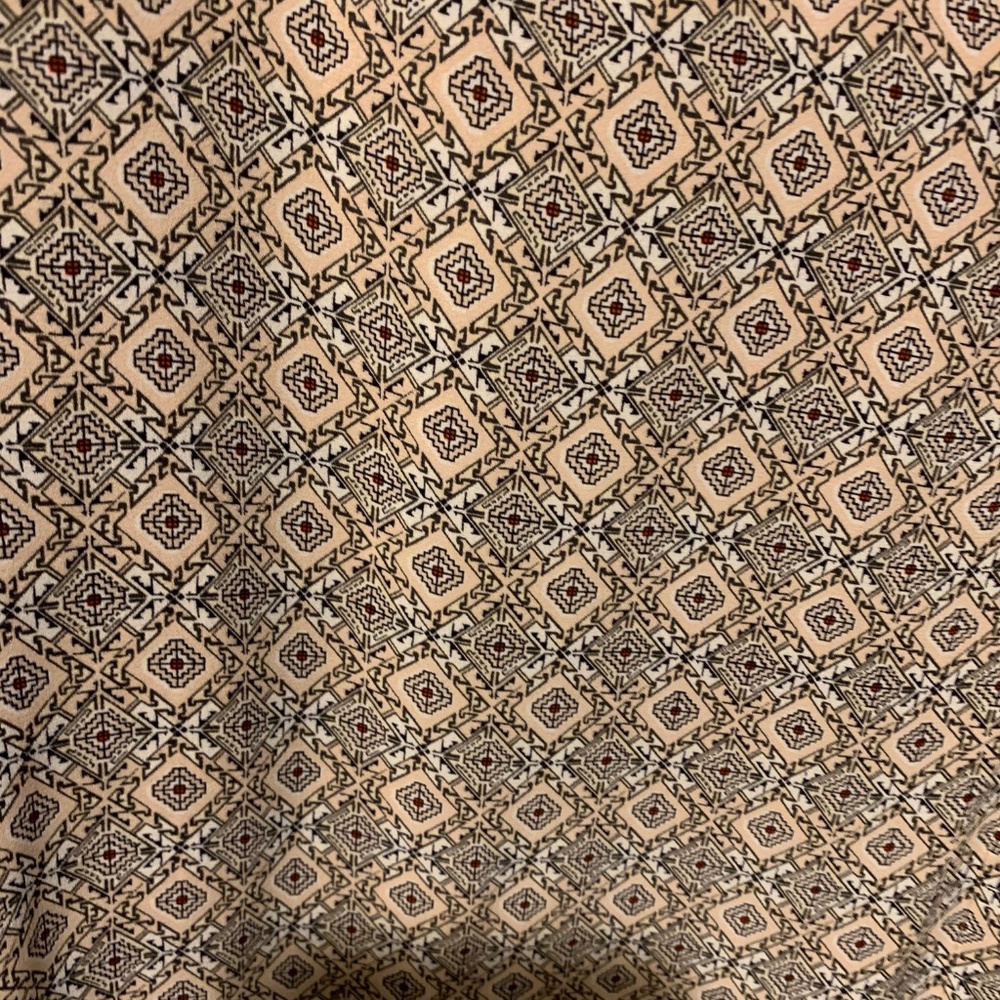 Career Top- Pattern Light Weight - image 2